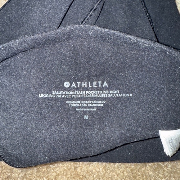 Salutation stash pocket 7/8 Leggings - Picture 3 of 3